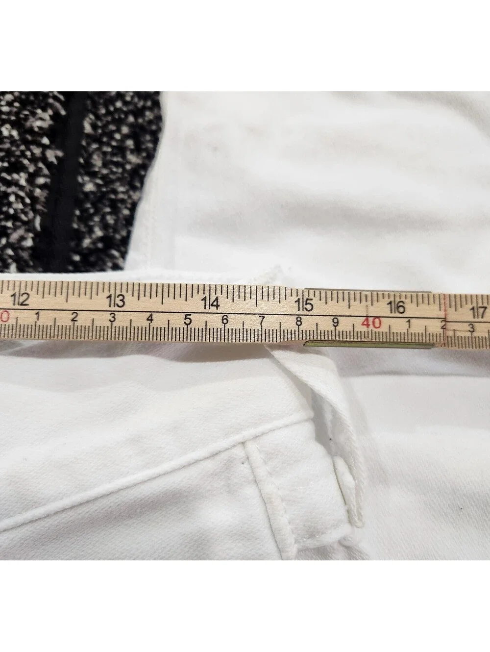 True Religion GENO Relaxed Slim Men Optic White Denim Jeans Size 30 Made in USA